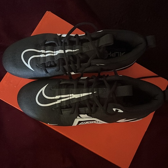 Nike Football cleats - Picture 2 of 6